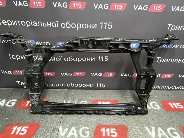 Панель передн.