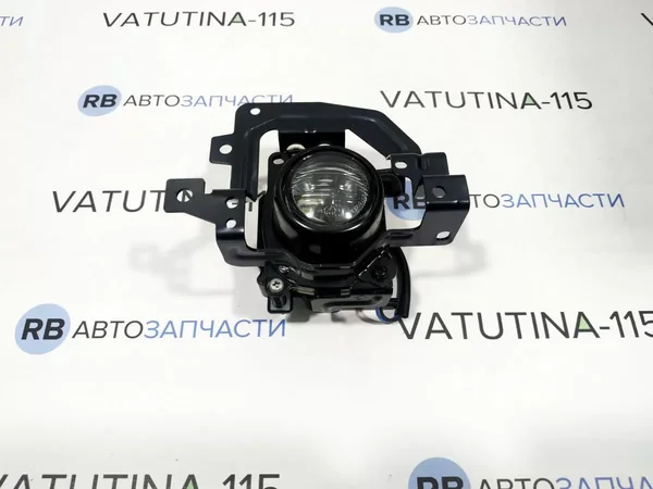 Противотуманная фара L +решетка СПЕЦЦЕНА