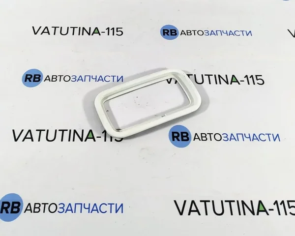 Рамка задн. пр / туманки L