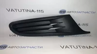Решітка бампера R без отв. пр/тум. (-GTI)