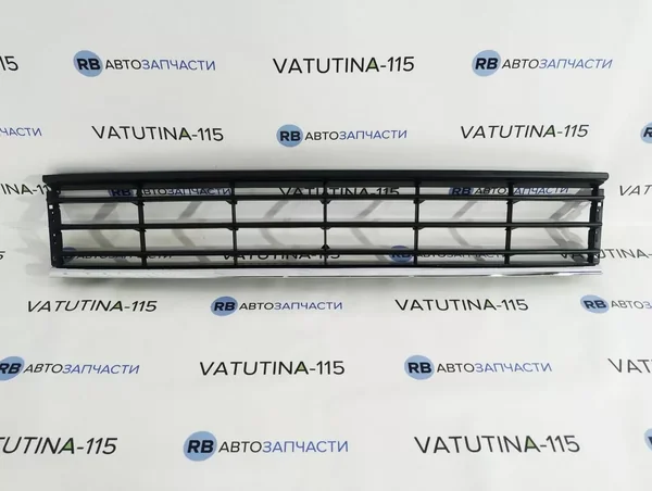 Решетка бампера центральная +1 хром