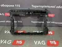 Панель передняя