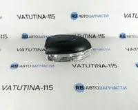 Покажчик повороту в дзеркалі R HB
