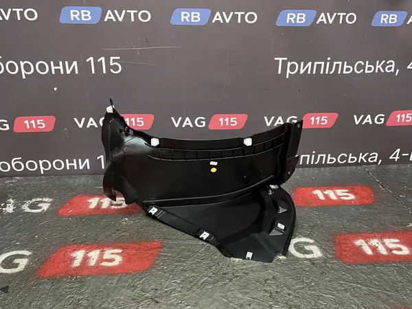 Подкрылок передний (передн.) L