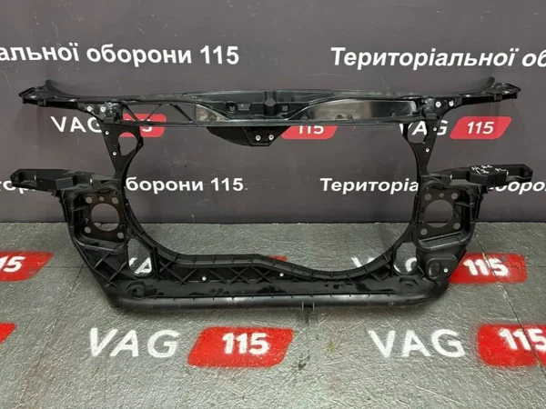 Панель передня 1,8/1,9