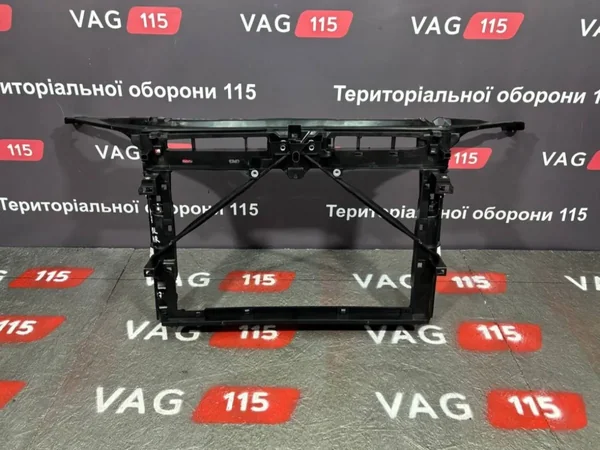 Панель передн.