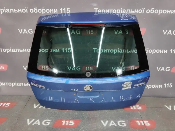 Кришка багажника Combi (дефект)