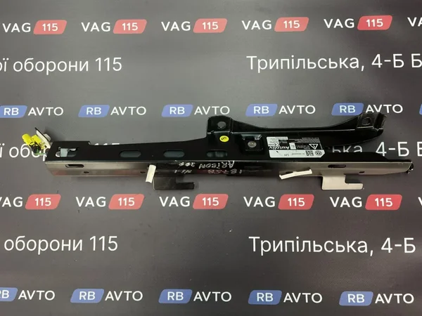 Переднатягувач ременя безпеки L (Піропатрон)