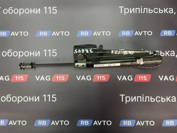 Преднатяжитель ремня безопасности R (Пиропатрон)