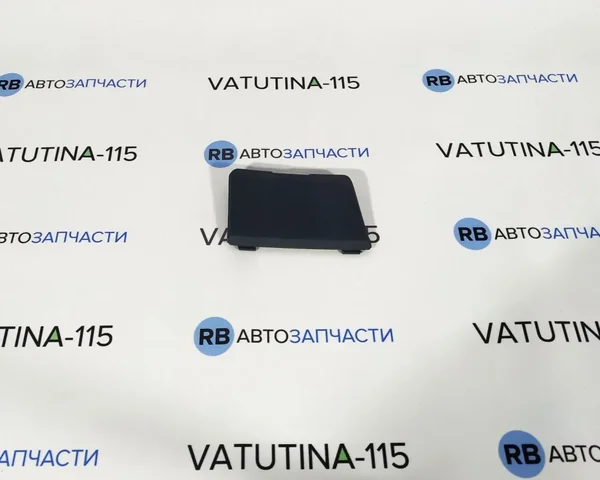 Накладка на решітку радіатора верхн. R