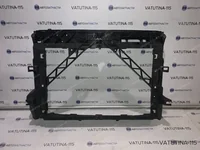 Панель передняя