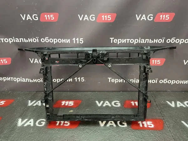 Панель передн.