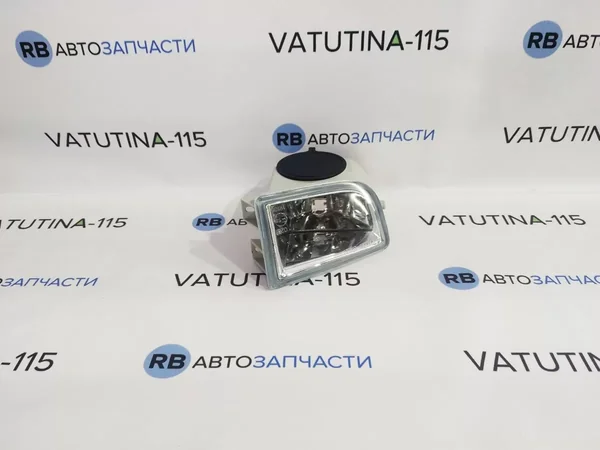 Противотуманная фара R (треуг.) H3 Спеццена
