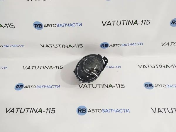 Противотуманная фара R HB4