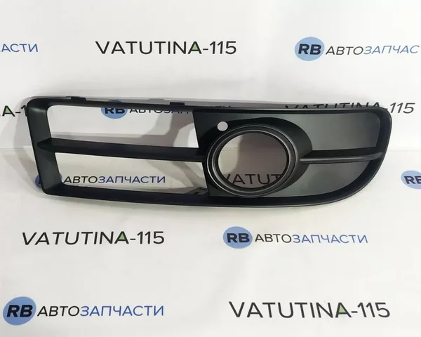 Решетка бампера R (S-line)