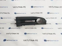 Решітка бампера R +пр/тум.