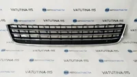 Решітка бампера центр. (+хром, +парктр.)