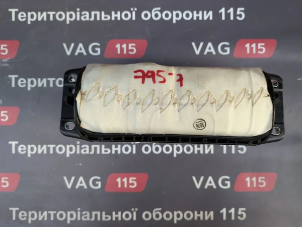 Airbag правый